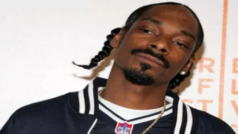 Let Snoop Dogg guide you