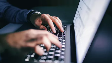 Canalys: Apple hardest hit by PC pandemic shock