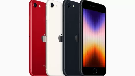 Apple iphonese color lineup 4up 220308
