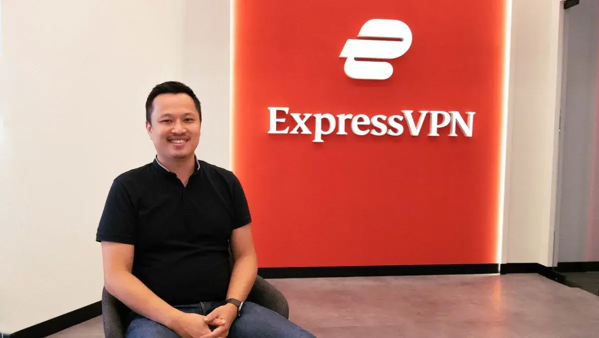 Mike truong   headshot(2)