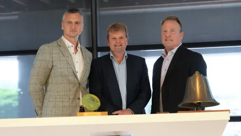 Nick lissette bpg ceo mark peterson nzx ceo and tim crown bpg chair