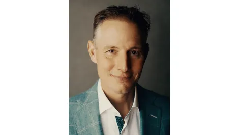 Todd hinders