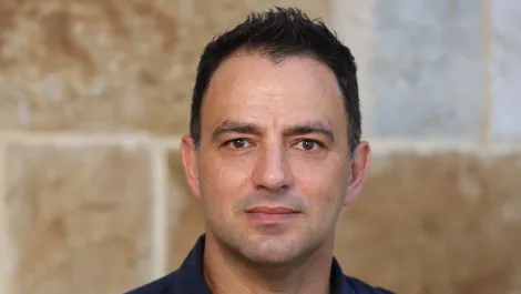 Peter hanna cohesity new apj channel leader