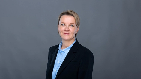 105698 emmanuelle blonsblons emmanuelle  m2p6546 modifier