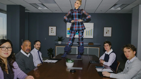 A day in the office with gwen stefani photo 1