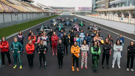 F1a announcement post 1200x1200px v17